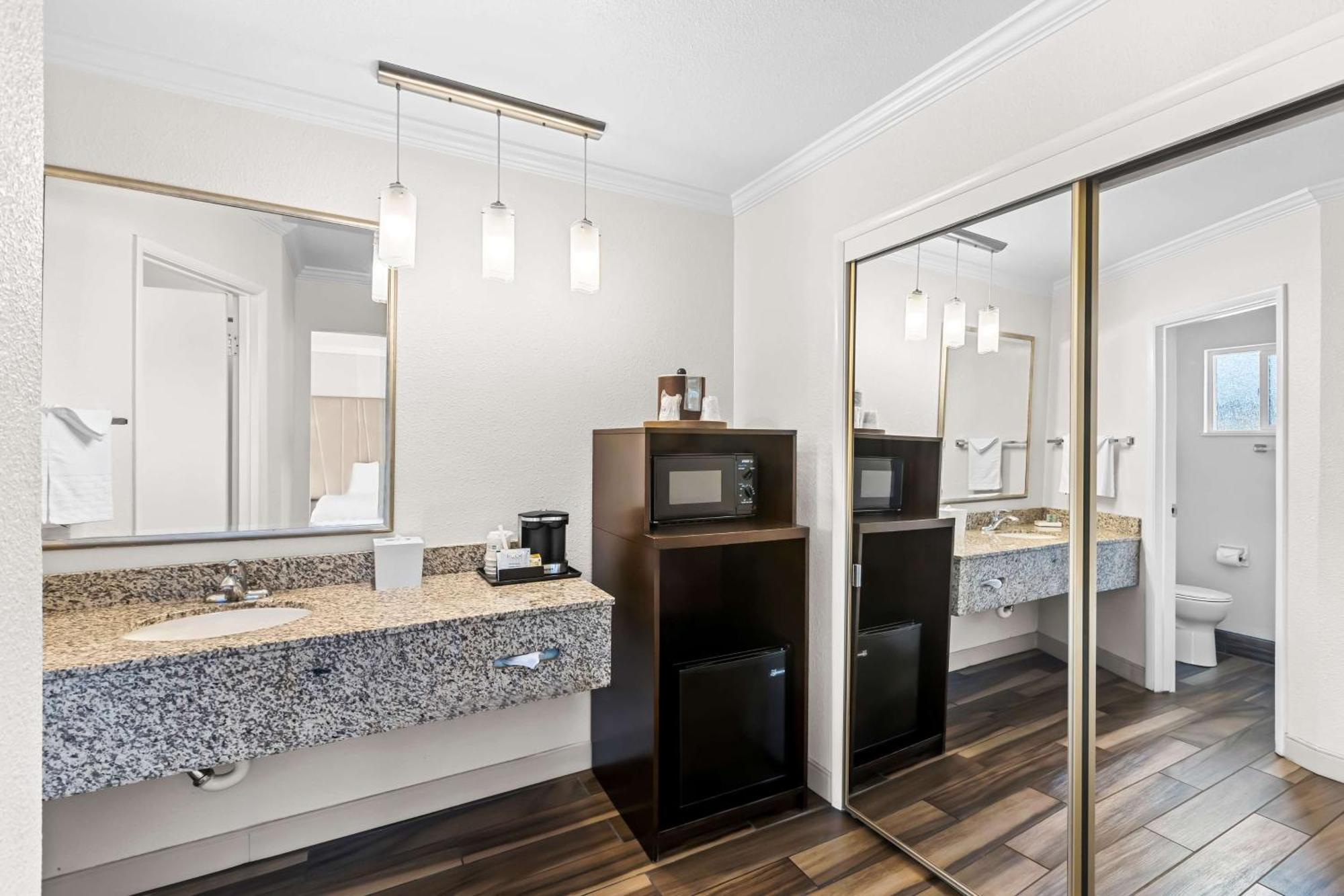 Best Western Garden Inn Санта-Роза Экстерьер фото