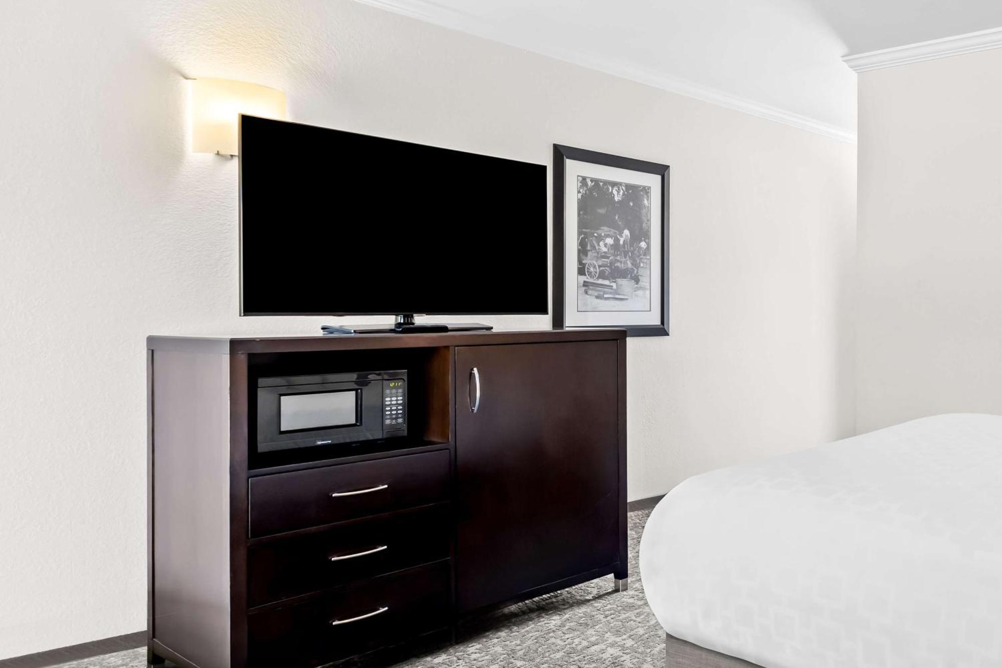 Best Western Garden Inn Санта-Роза Экстерьер фото
