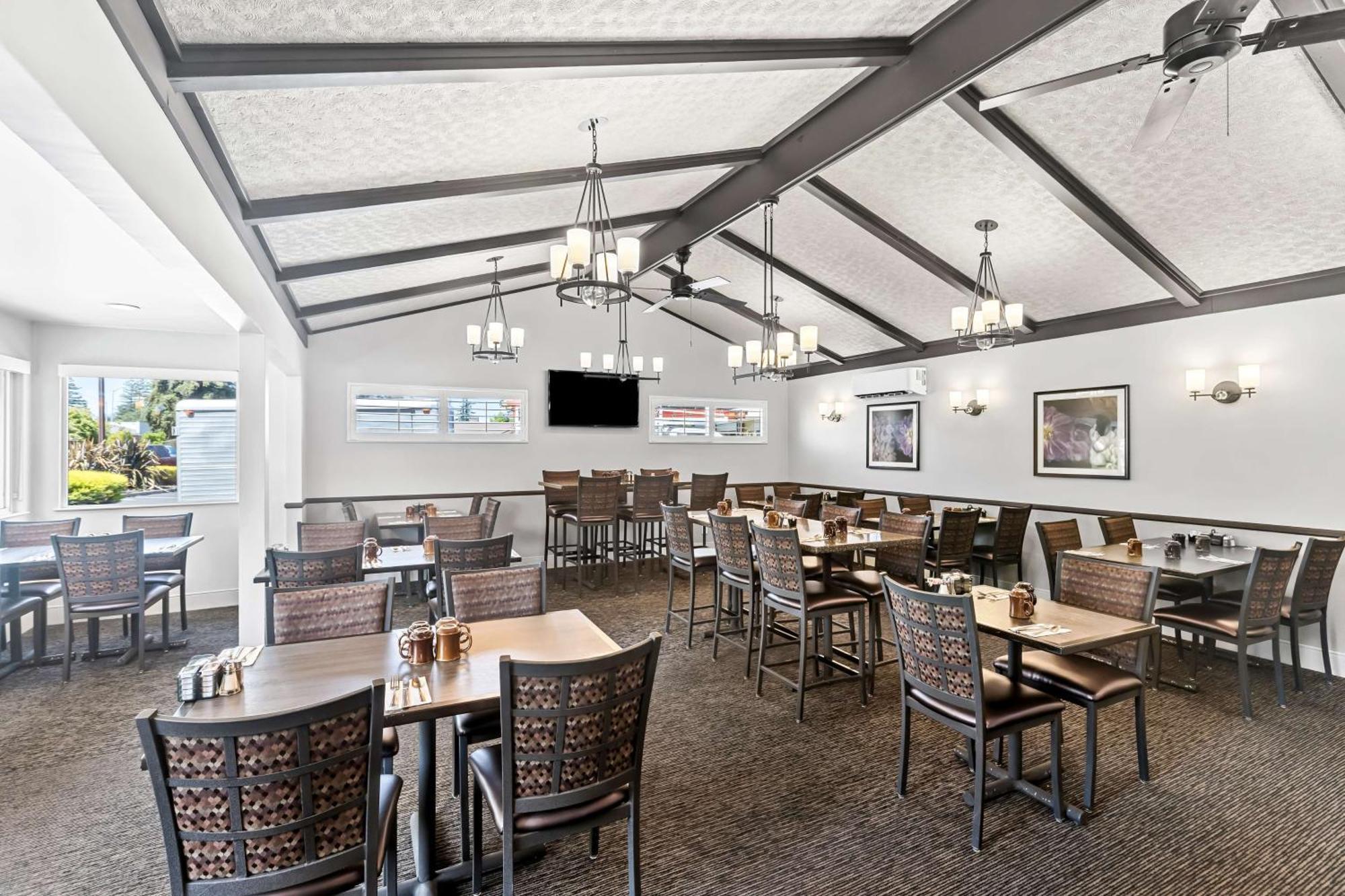 Best Western Garden Inn Санта-Роза Экстерьер фото