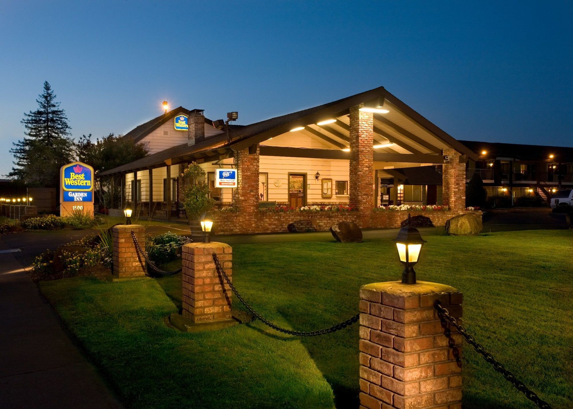 Best Western Garden Inn Санта-Роза Экстерьер фото